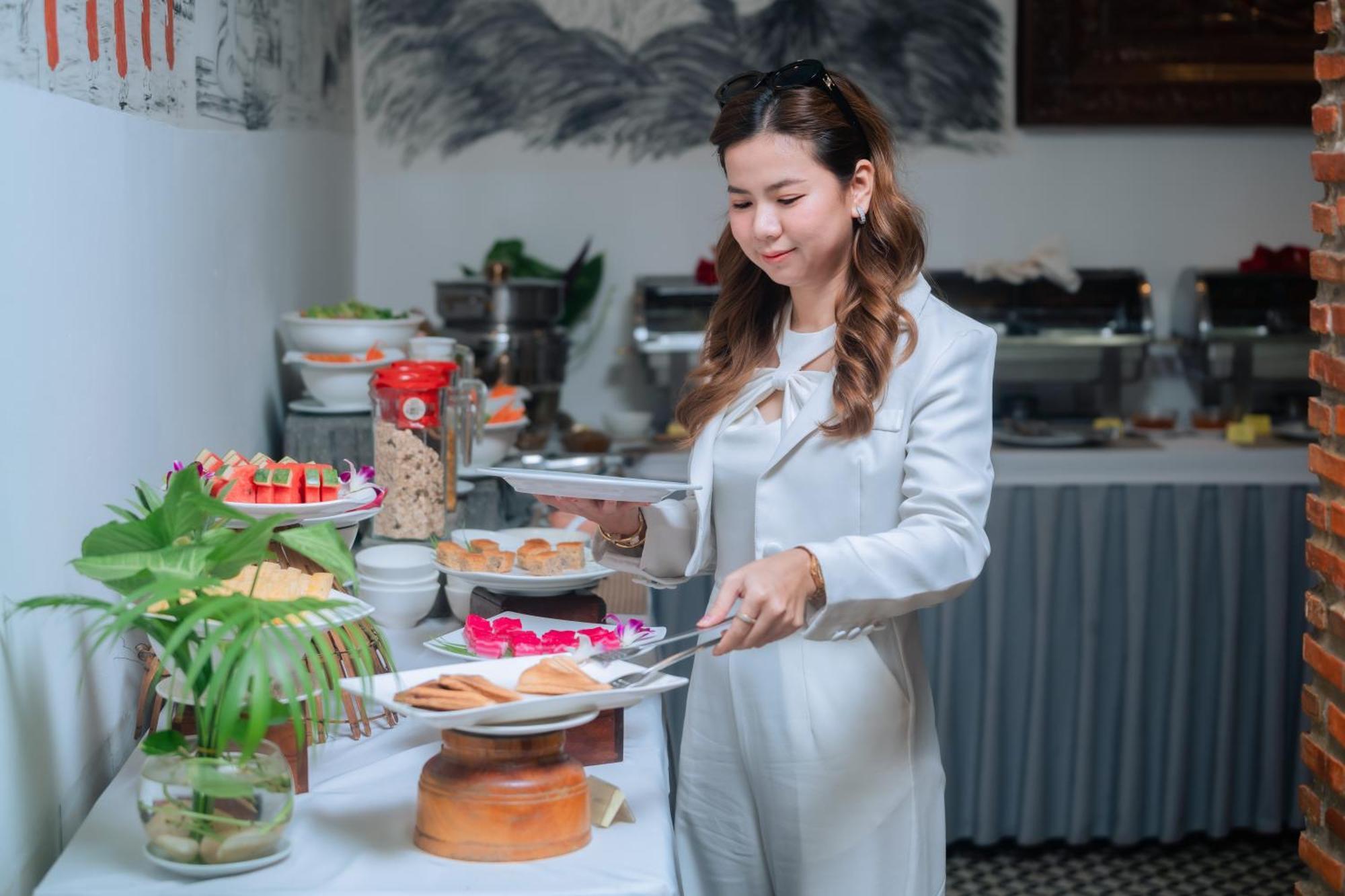 Home Chic Hotel Phnom Penh Luaran gambar