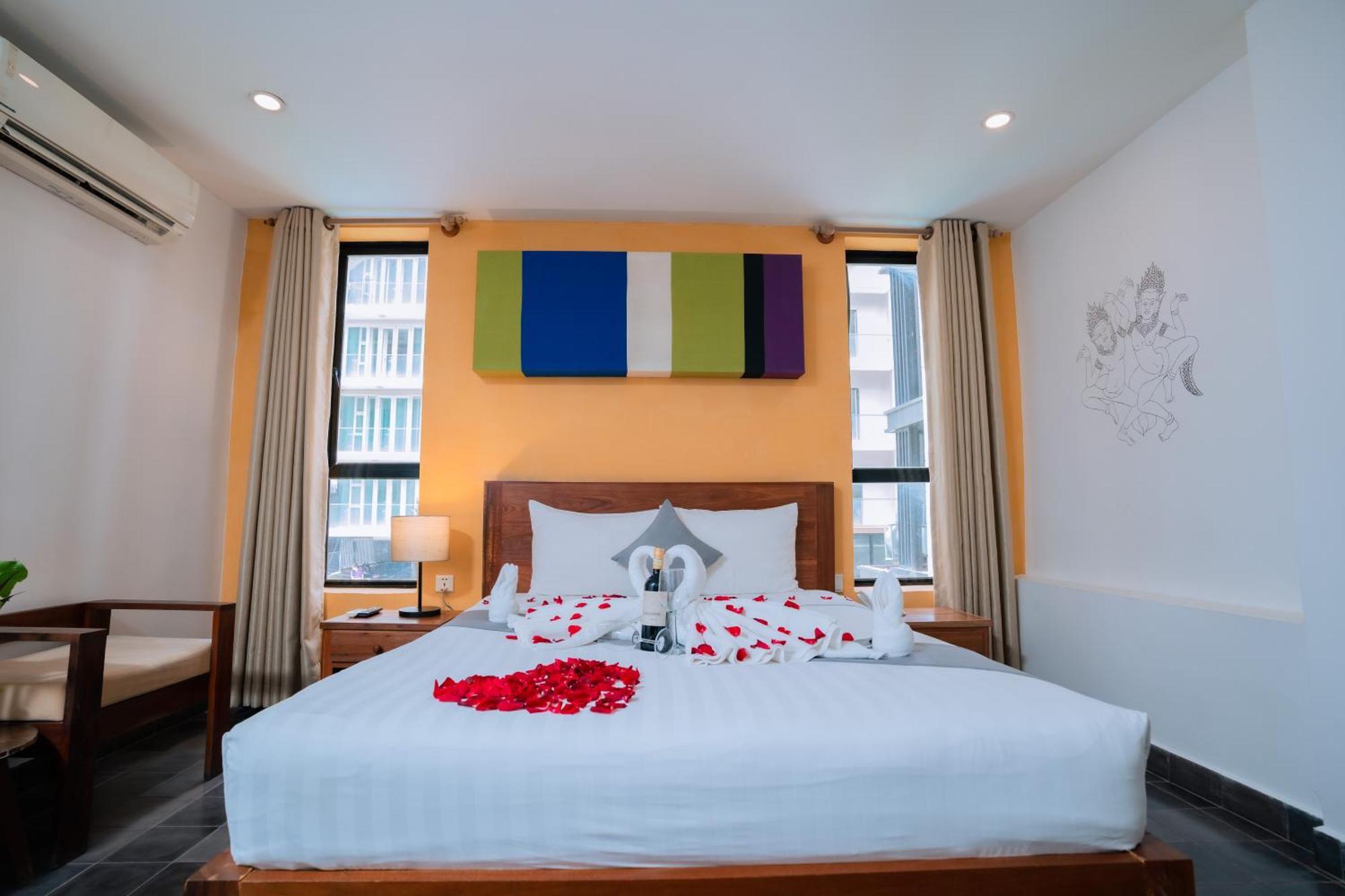 Home Chic Hotel Phnom Penh Luaran gambar