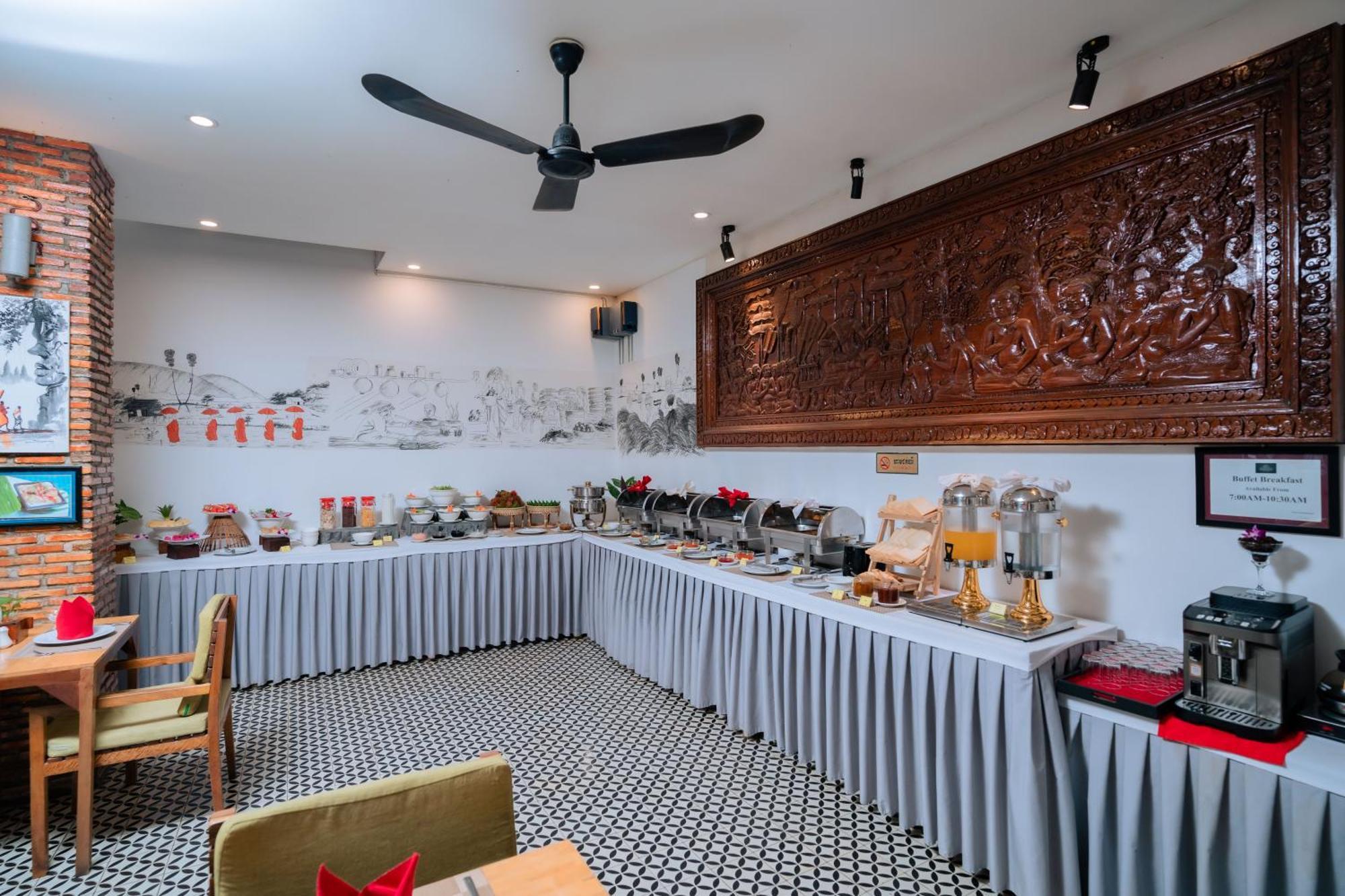 Home Chic Hotel Phnom Penh Luaran gambar