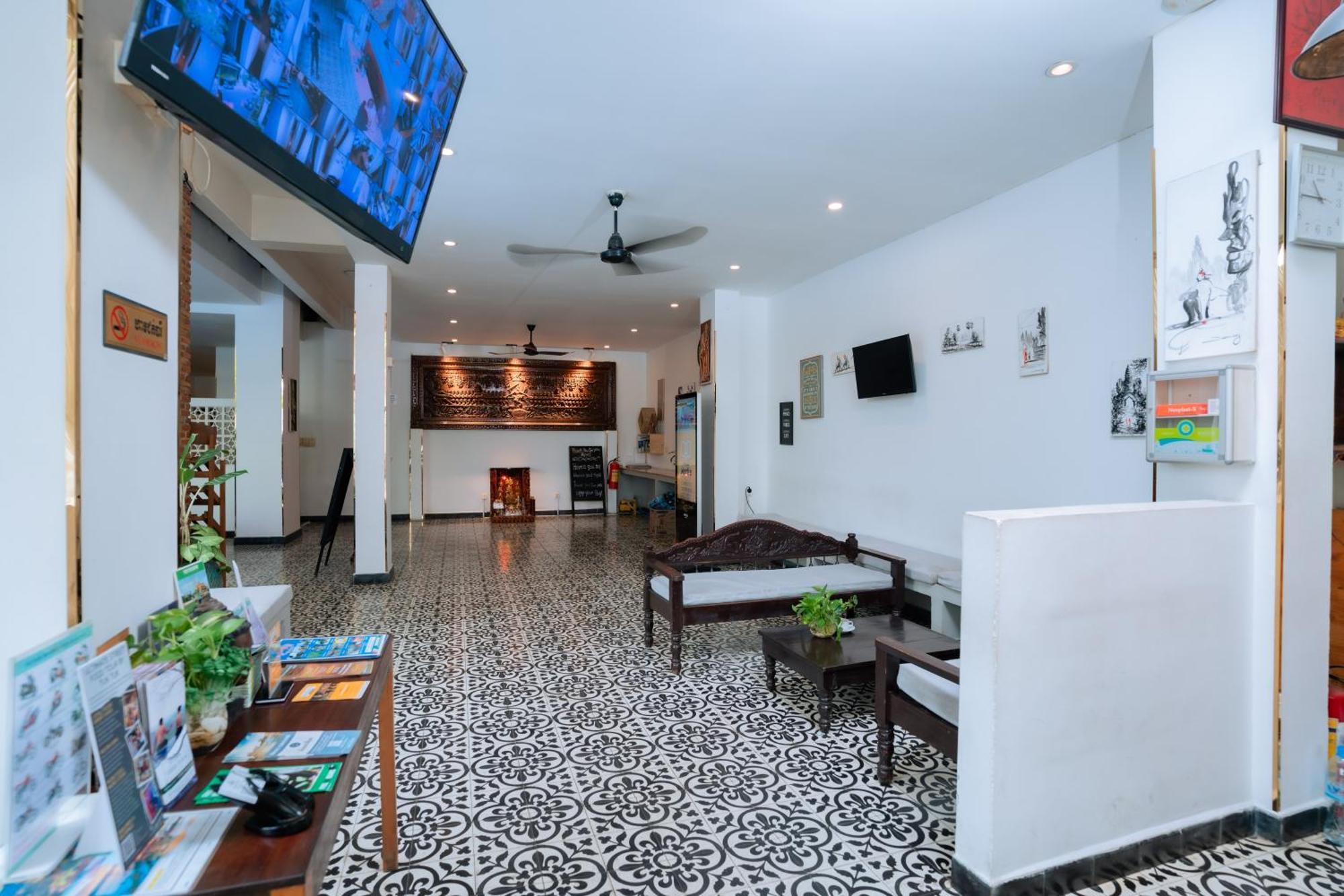 Home Chic Hotel Phnom Penh Luaran gambar