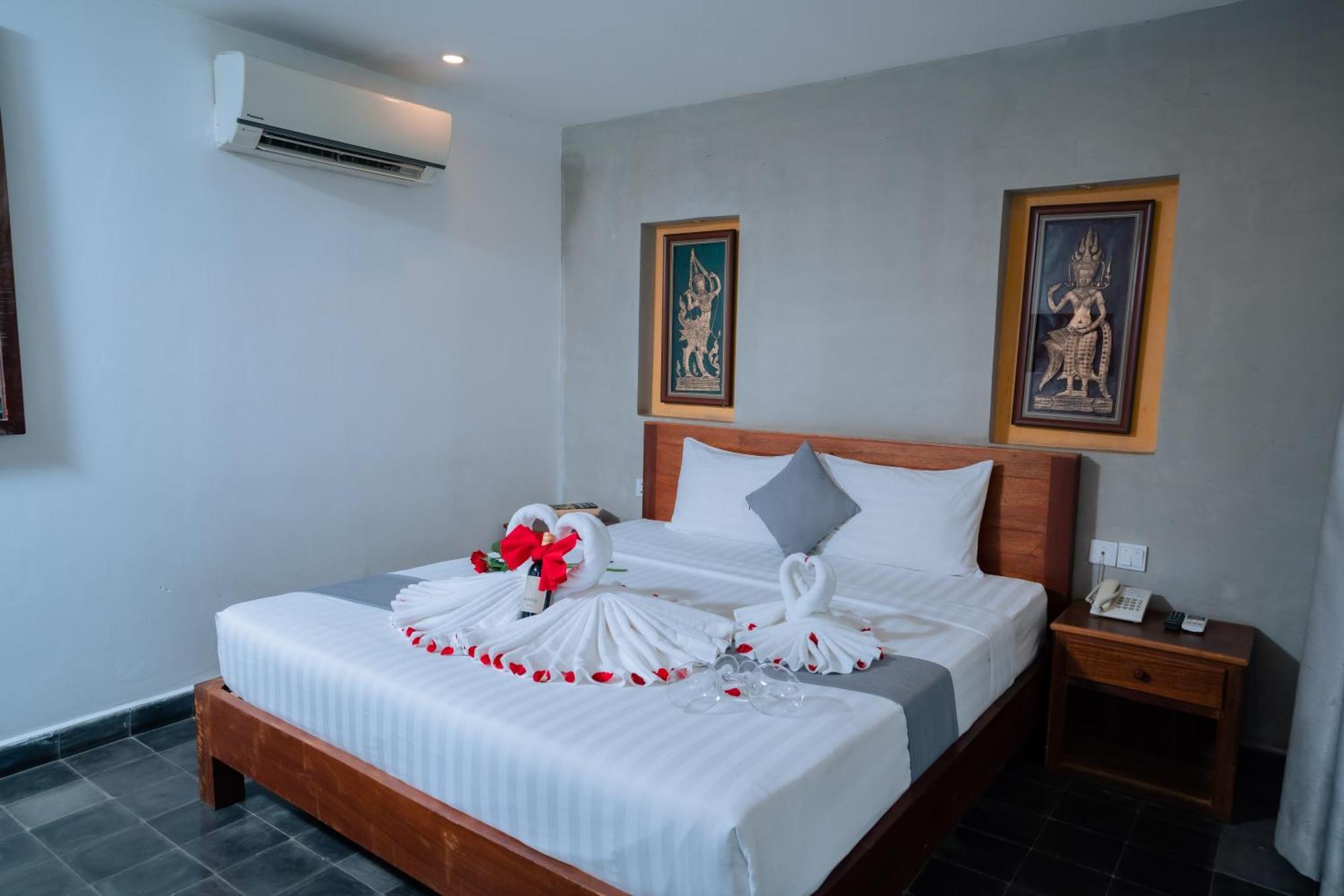 Home Chic Hotel Phnom Penh Luaran gambar